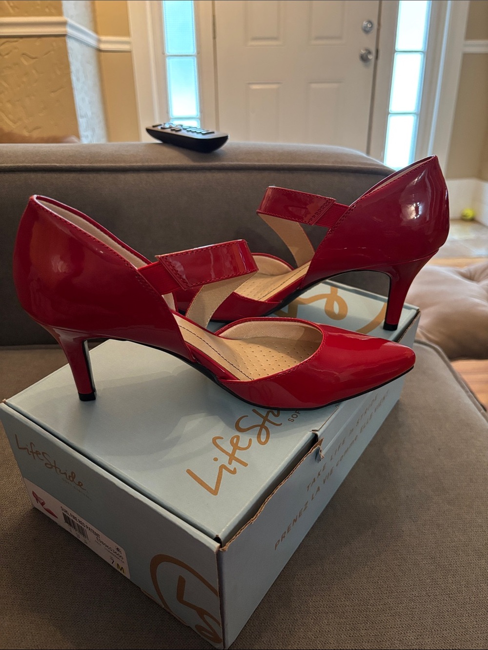 Life Stride Red Patent Suki Mid Heel Pumps